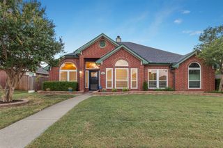 6617 Stamps Street, Rowlett, TX 75089