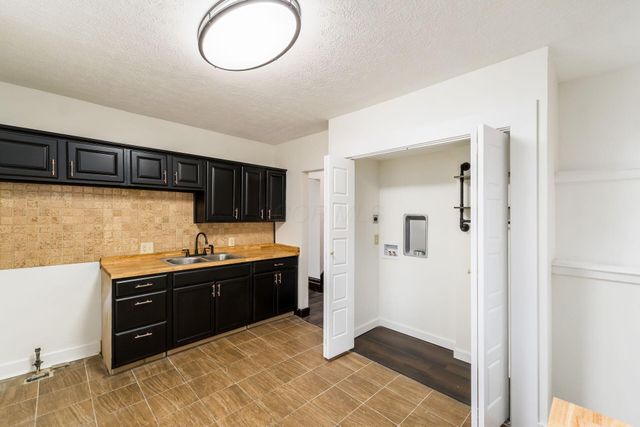 61 Sherman Avenue, Columbus, OH 43205