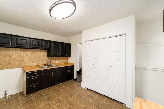 61 Sherman Avenue, Columbus, OH 43205