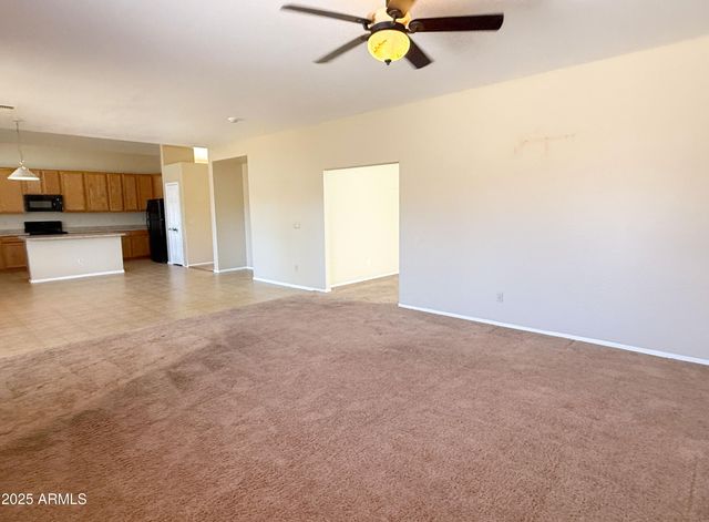 3429 W Mineral Butte Drive, San Tan Valley, AZ 85144