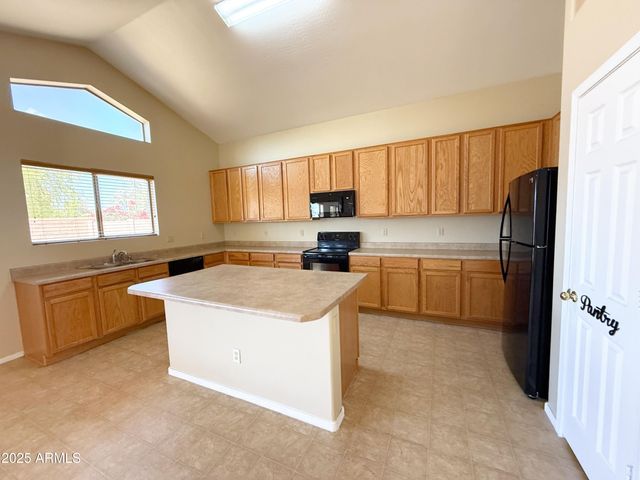3429 W Mineral Butte Drive, San Tan Valley, AZ 85144
