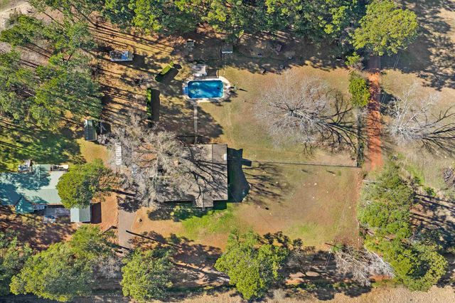 447 Berea 3, Jefferson, TX 75657