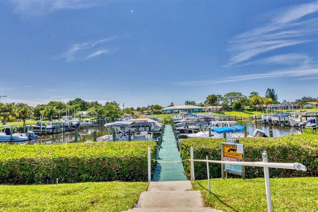 124 DA VINCI DRIVE, Nokomis, FL 34275