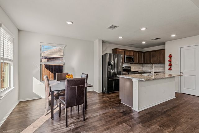 1901 Yale Street, Farmersville, TX 75442