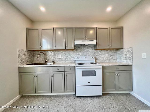 555 Green Lake Road, Catskill, NY 12414