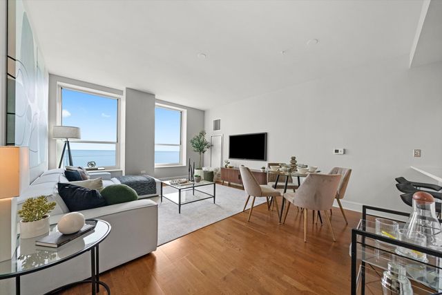 850 N Lake Shore Drive 301, Chicago, IL 60611