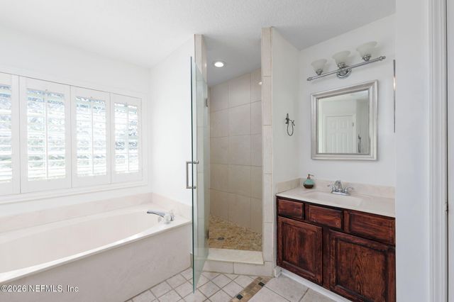 2837 EVERHOLLY Lane, Jacksonville, FL 32223