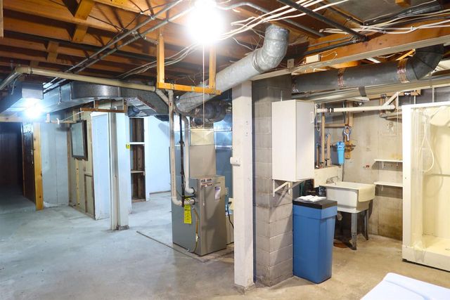 716 E Holum Street, Deforest, WI 53532