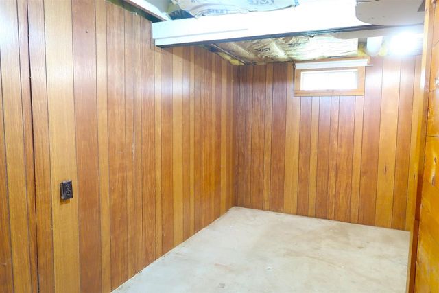 716 E Holum Street, Deforest, WI 53532