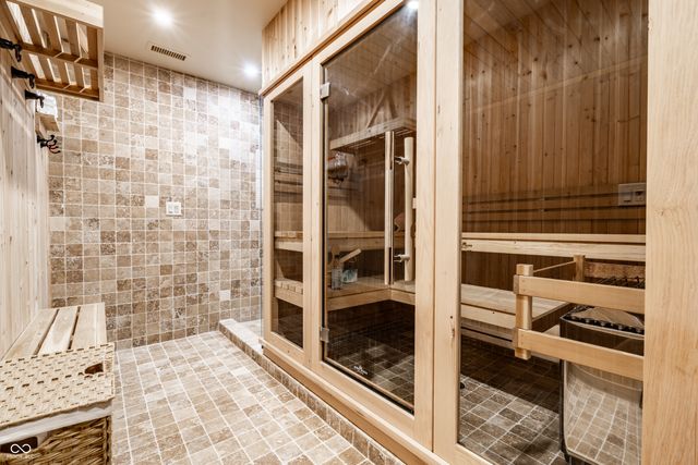 1863 Hourglass Drive, Carmel, IN 46032