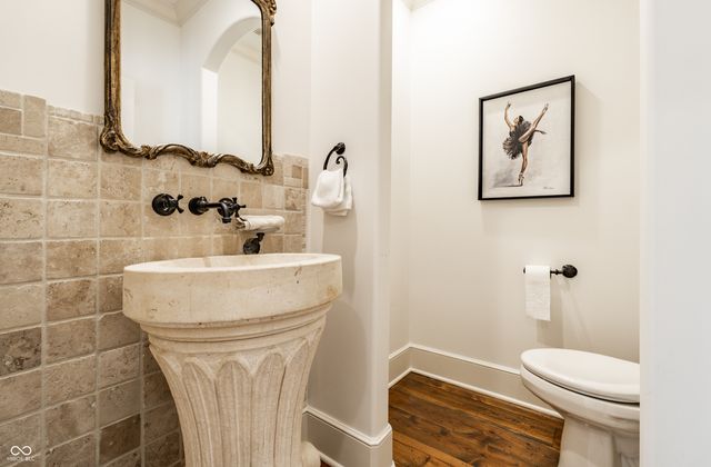 1863 Hourglass Drive, Carmel, IN 46032