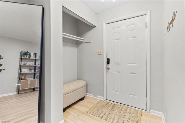 953 Carriage Hill RD, Virginia Beach, VA 23452