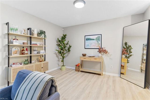 953 Carriage Hill RD, Virginia Beach, VA 23452