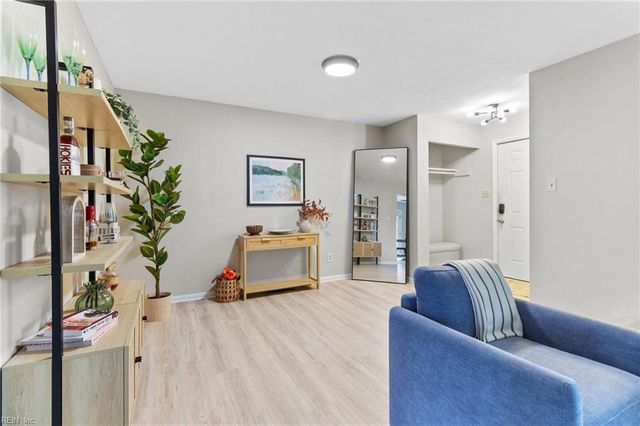 953 Carriage Hill RD, Virginia Beach, VA 23452