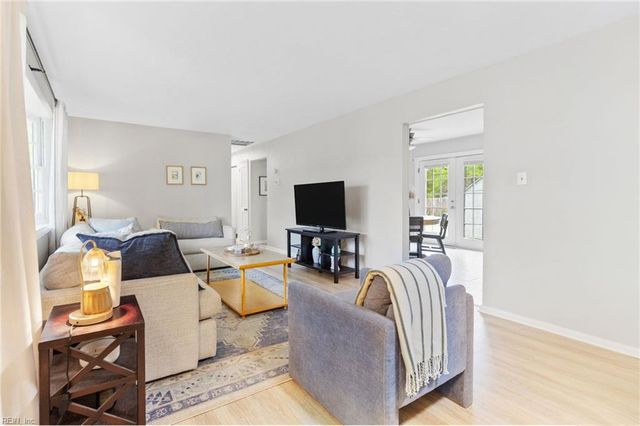 953 Carriage Hill RD, Virginia Beach, VA 23452