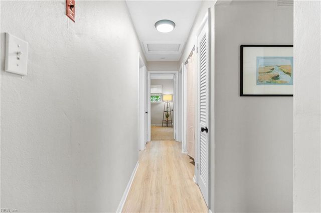 953 Carriage Hill RD, Virginia Beach, VA 23452