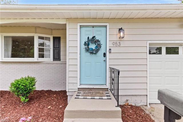 953 Carriage Hill RD, Virginia Beach, VA 23452
