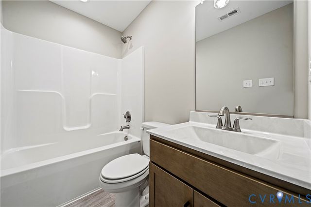 10484 Meyers Park Dr, Ashland, VA 23005