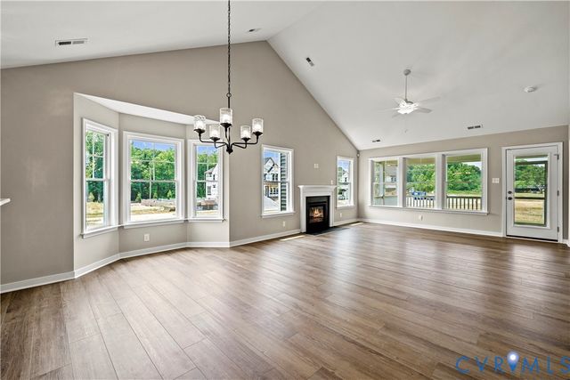 10484 Meyers Park Dr, Ashland, VA 23005