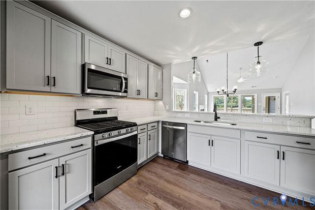 10484 Meyers Park Dr, Ashland, VA 23005