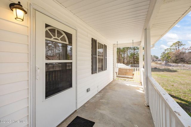 200 Bell Creek Drive, Beaufort, NC 28516