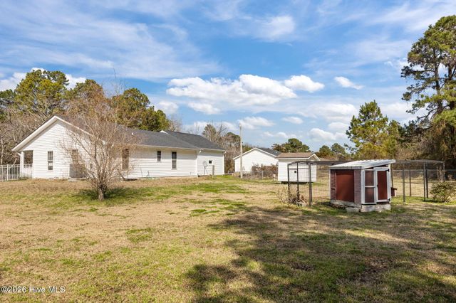 200 Bell Creek Drive, Beaufort, NC 28516