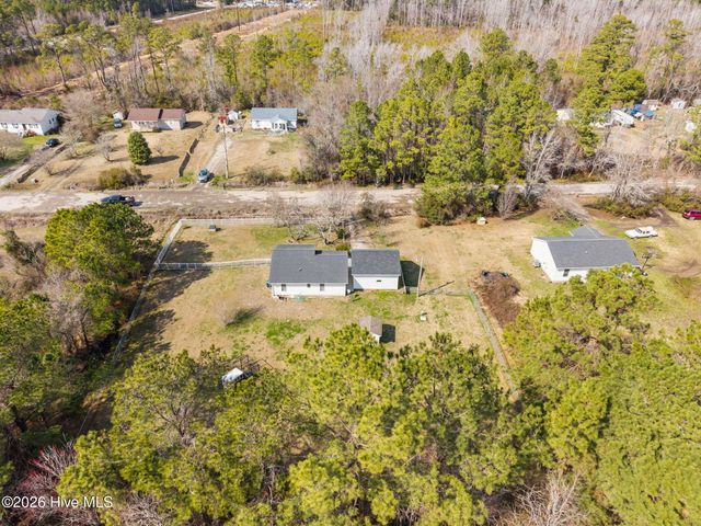 200 Bell Creek Drive, Beaufort, NC 28516