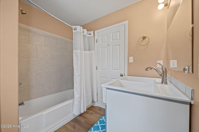 200 Bell Creek Drive, Beaufort, NC 28516