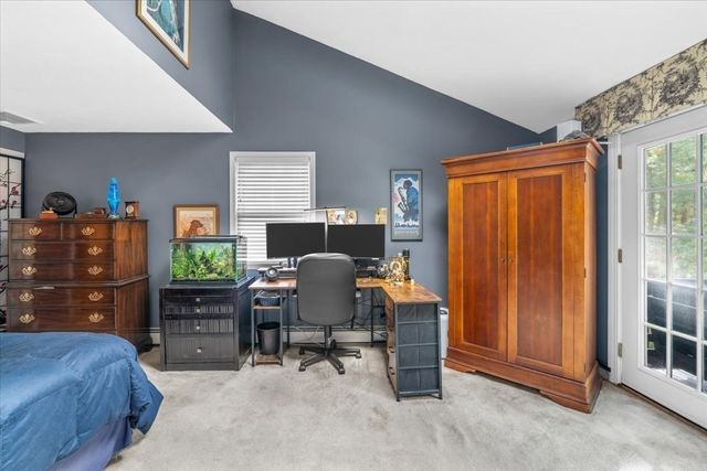 210 Hobart St, Hingham, MA 02043