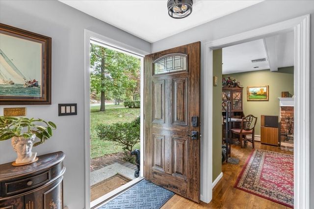 210 Hobart St, Hingham, MA 02043