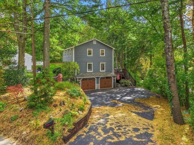 210 Hobart St, Hingham, MA 02043