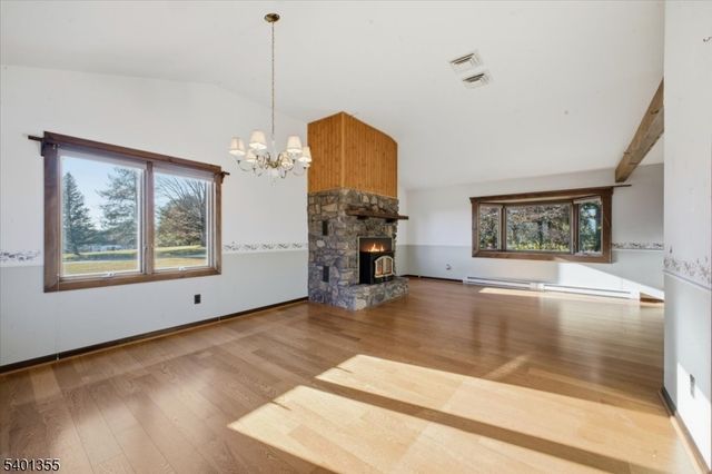 1023 Barley Sheaf Rd, Readington Twp., NJ 08822