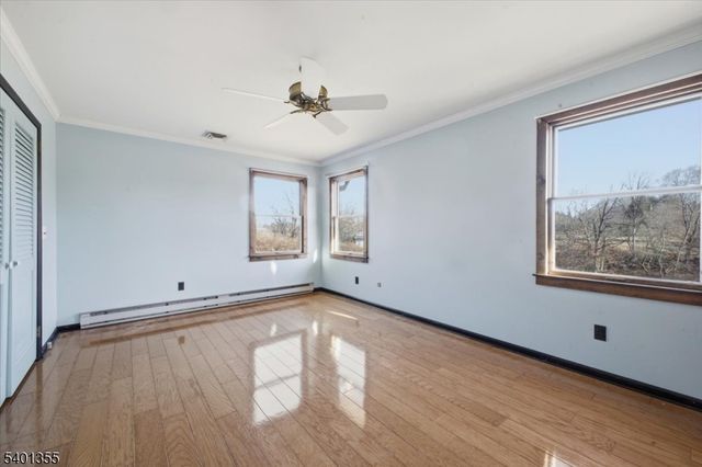 1023 Barley Sheaf Rd, Readington Twp., NJ 08822