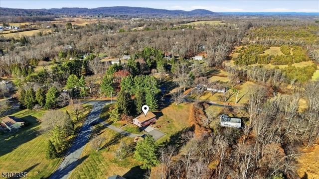 1023 Barley Sheaf Rd, Readington Twp., NJ 08822