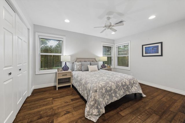 6140 Birdwood Road, Houston, TX 77074