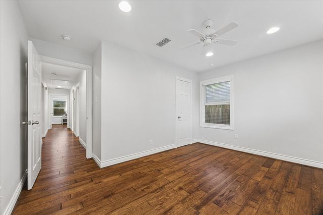 6140 Birdwood Road, Houston, TX 77074