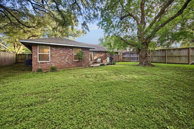 6140 Birdwood Road, Houston, TX 77074