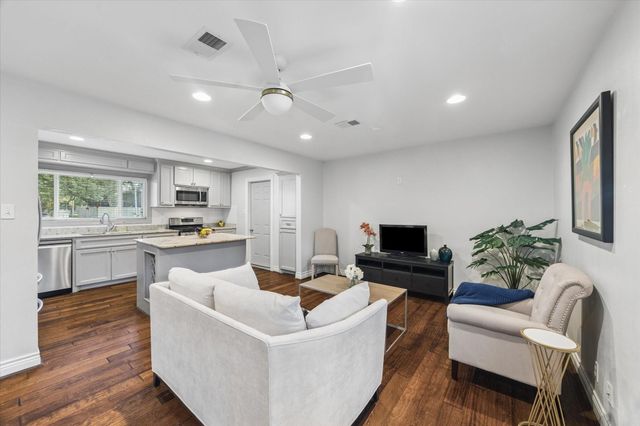 6140 Birdwood Road, Houston, TX 77074