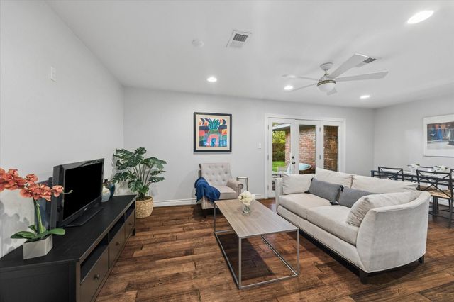 6140 Birdwood Road, Houston, TX 77074