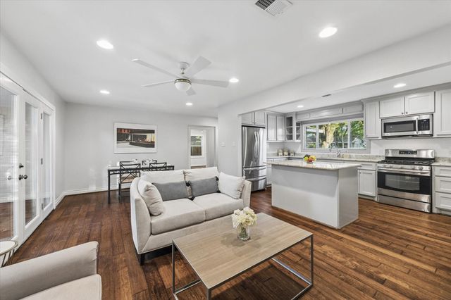 6140 Birdwood Road, Houston, TX 77074