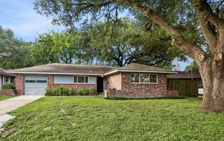 6140 Birdwood Road, Houston, TX 77074