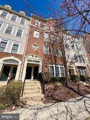 645 WHETSTONE GLEN ST #645, Gaithersburg, MD 20877