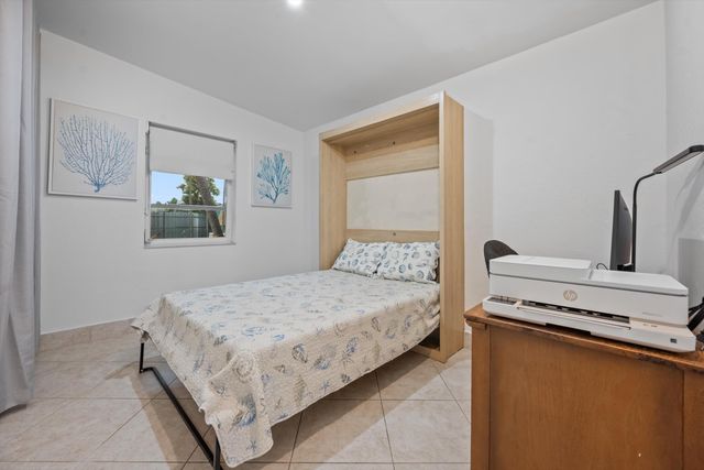 2179 Pepper Road, West Palm Beach, FL 33415
