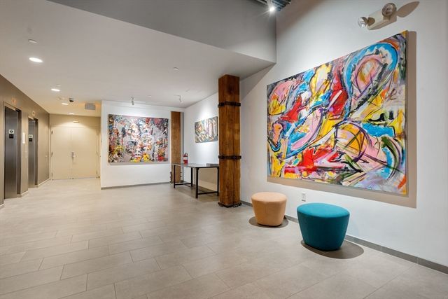 35 Channel Center St 303, Boston, MA 02210