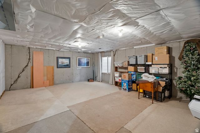 8332 S SADDLE OAKS CT, West Jordan, UT 84081