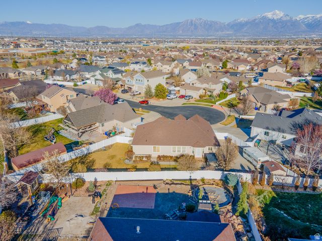 8332 S SADDLE OAKS CT, West Jordan, UT 84081