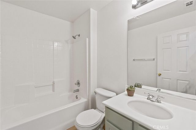 23764 Cloverleaf, Murrieta, CA 92562