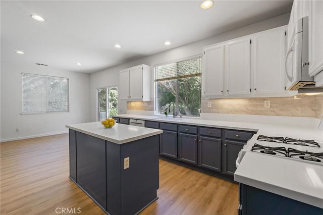 23764 Cloverleaf, Murrieta, CA 92562