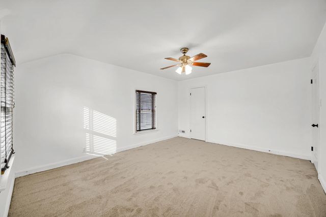 7607 Monroe Avenue, Hammond, IN 46324