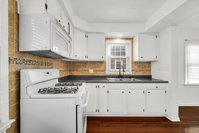 7607 Monroe Avenue, Hammond, IN 46324